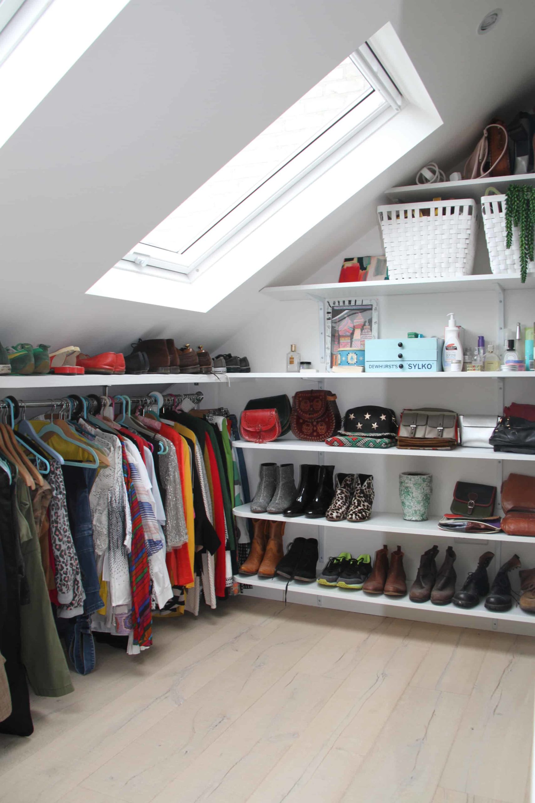 Loft Conversion Wardrobe Ideas - Loft Walk In Wardrobes | Abbey Partnership